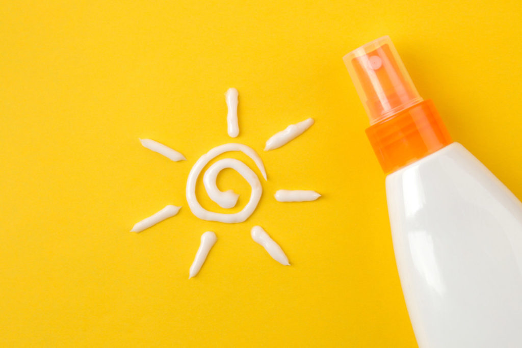 most people do not know the differences between chemical and physical sunscreens.